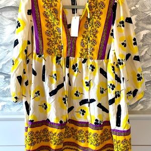 MELLÓDAY tunic / dress. Marigold print split neck puff sleeve. Size L
